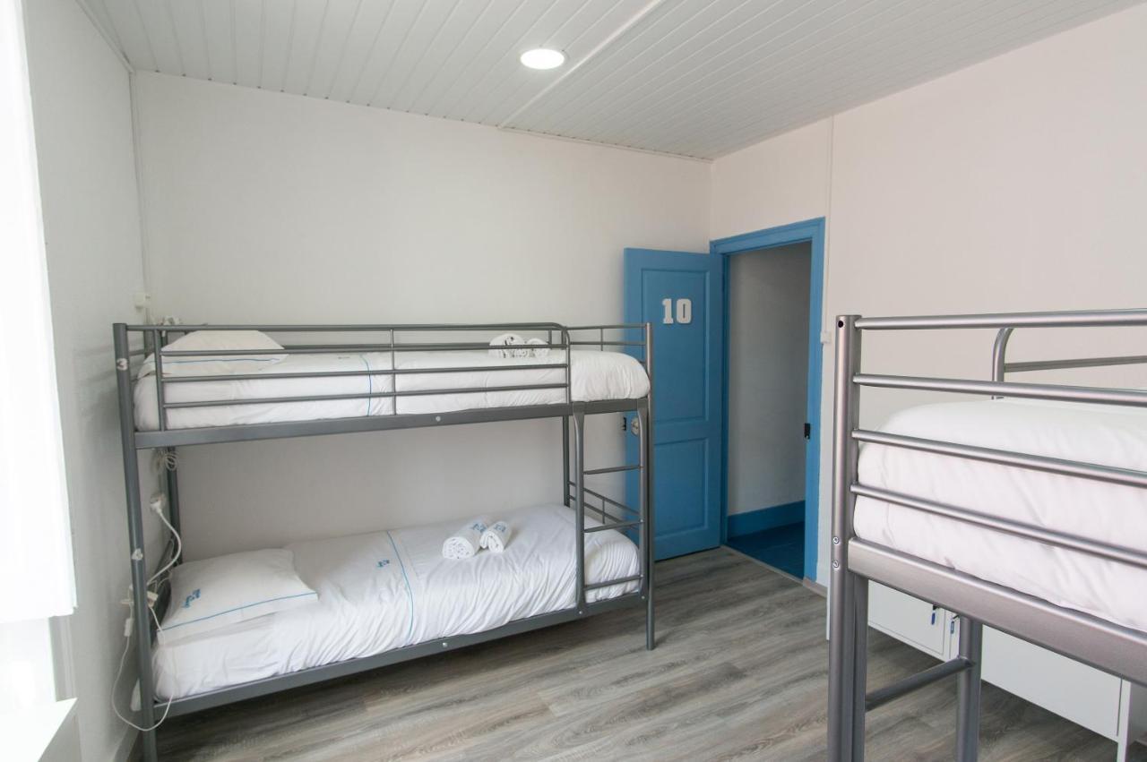 Change The World Hostels - Cascais - Ещорил Екстериор снимка